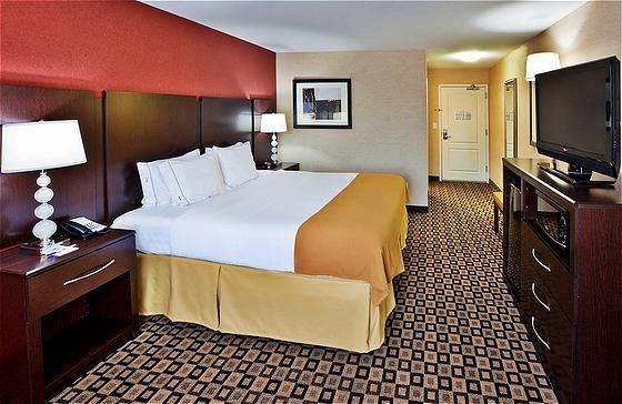 Rodeway Inn Conference Center Crawfordsville Room photo
